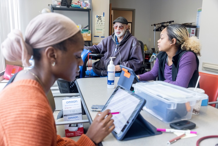 The VCU School of Nursing’s Mobile Health and Wellness program brings care coordination to the doorstep of vulnerable communities in central Virginia. (VCU School of Nursing)